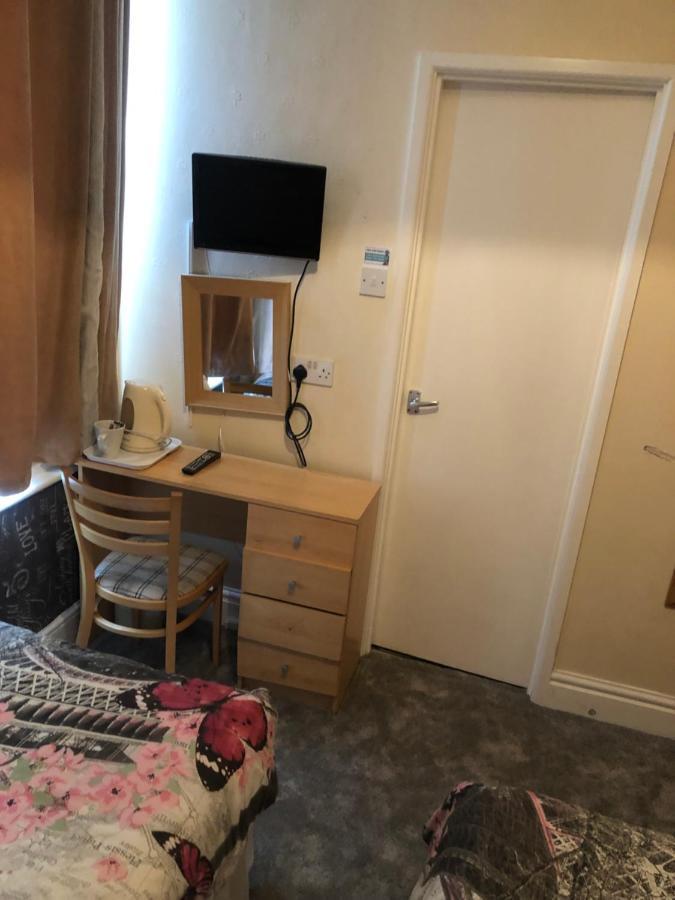 Chaplins Guest house Blackpool