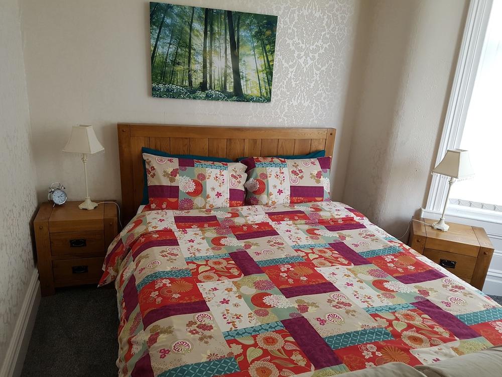 Bed & Breakfast New Bond 3*
