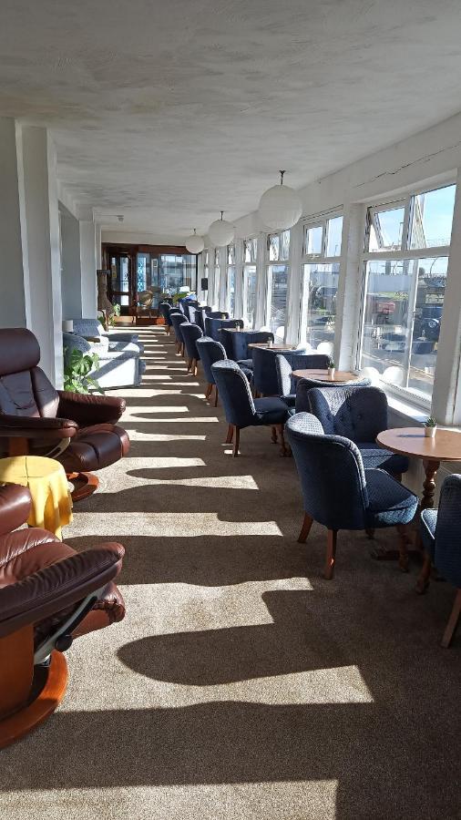 Hotel The Waldorf - Near Pleasure & Sandcastle 3*