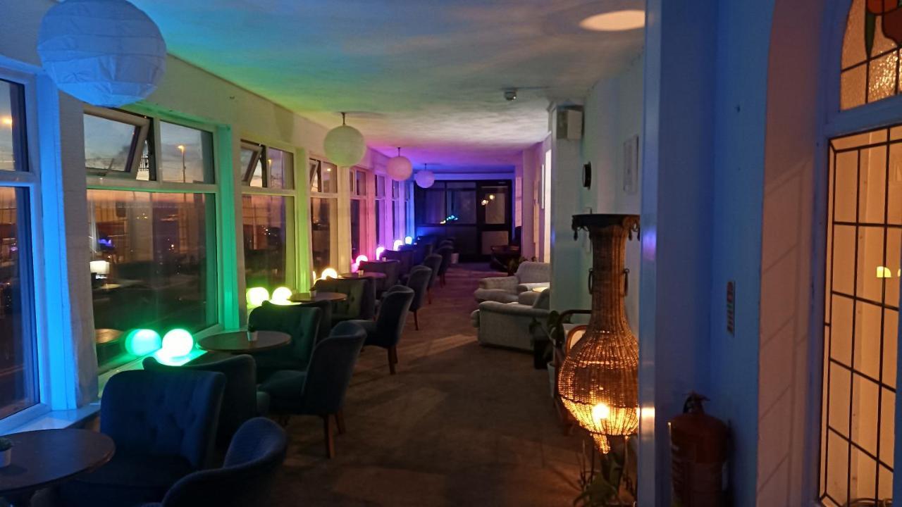 The Waldorf - Near Pleasure & Sandcastle Hotel Blackpool