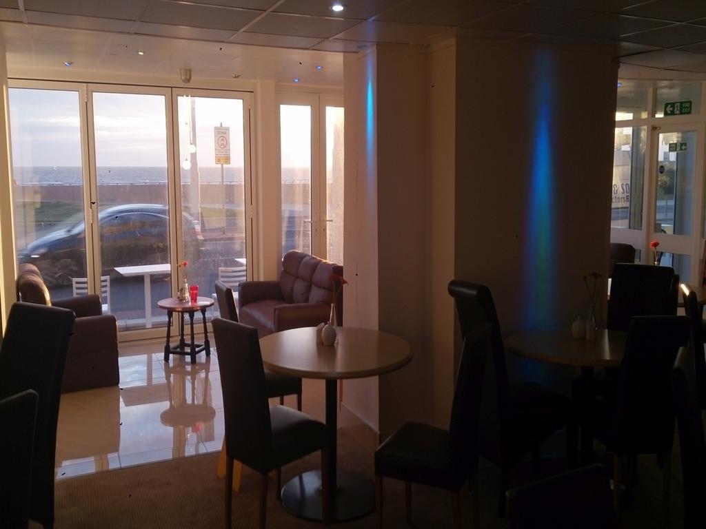 Hotel The Royal Windsor 2*