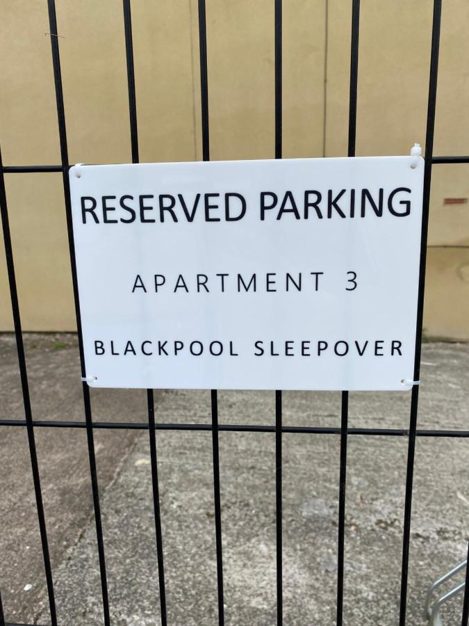 Apartment Sleepover 3 Free Parking Sleeps 6 Blackpool