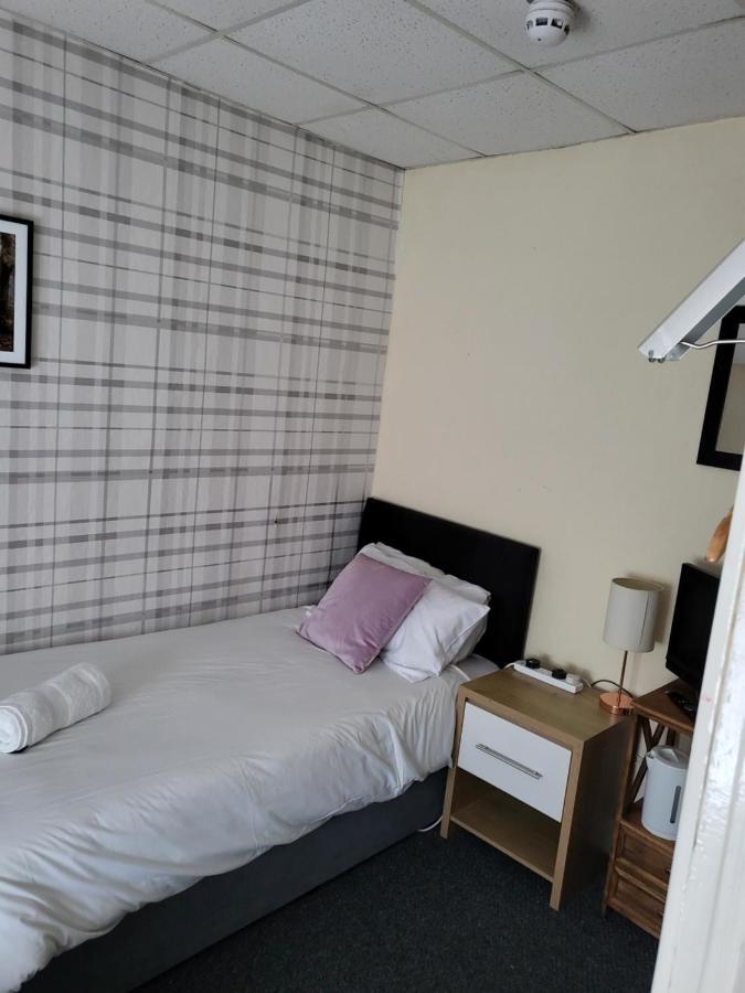 Guest house Talbot House 3*