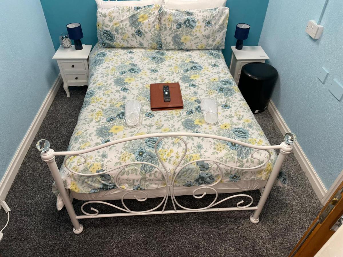 New Bond Bed & Breakfast