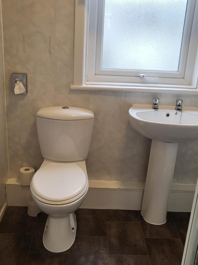 140 Bond Guest house 3*