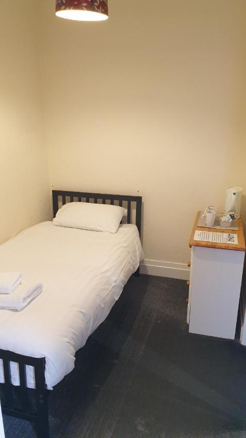 Hotel242 Hotel