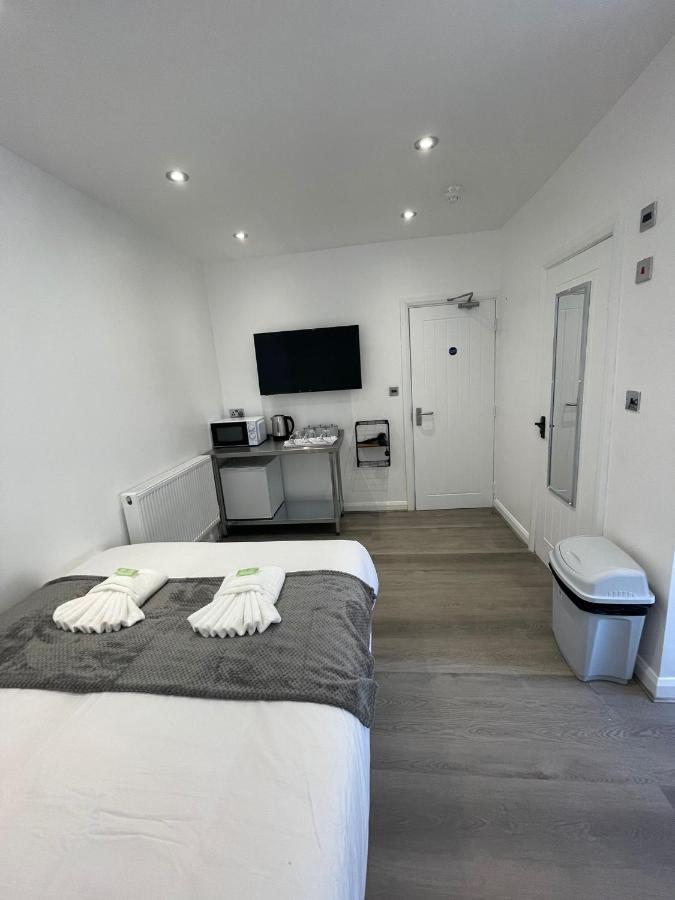 Araan House -families And Couples Only Guest house Blackpool