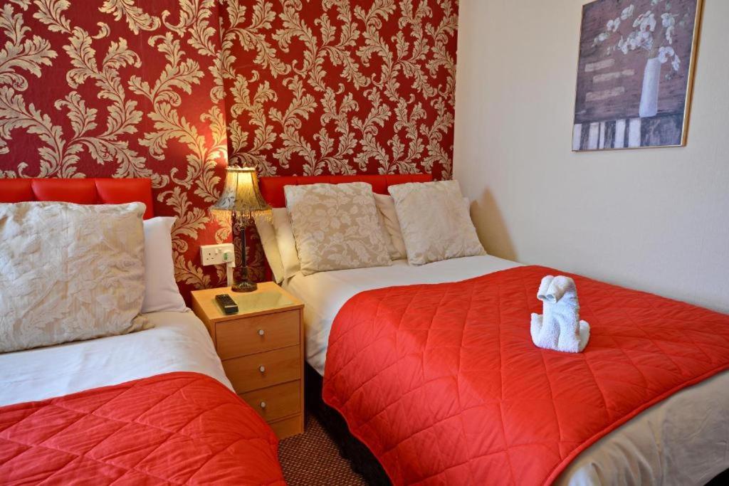 The Astor 3*