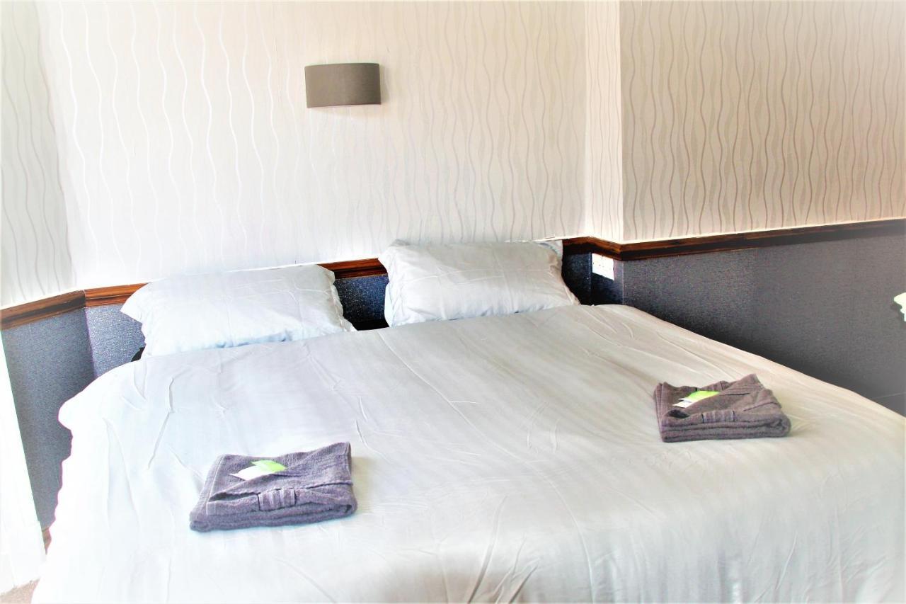 Pine Hotel