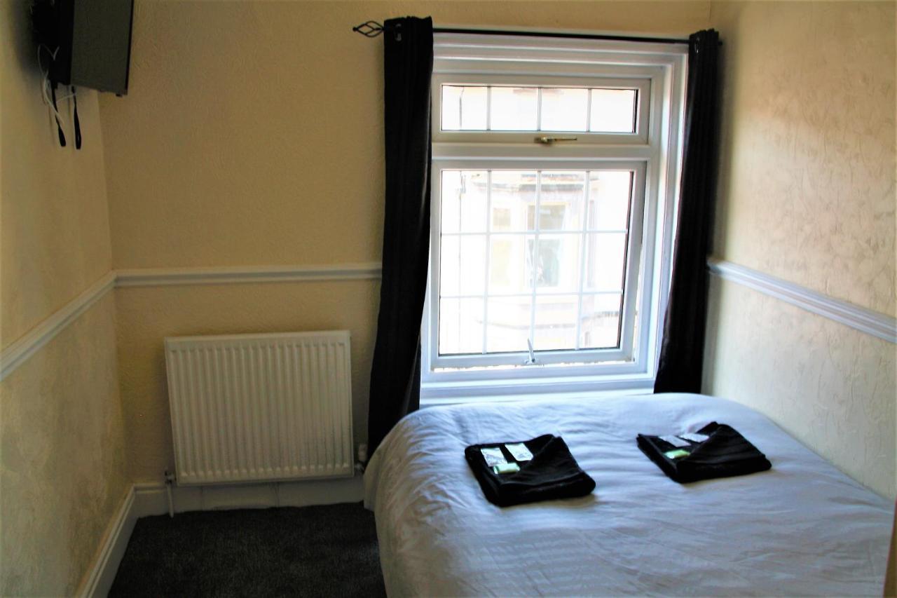 Pine 3* Blackpool
