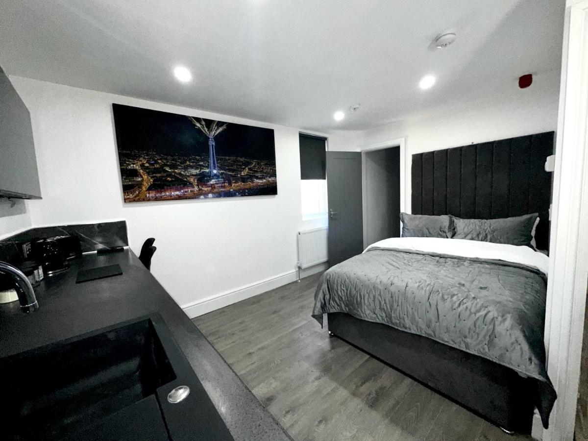 New Osborne Luxury Hottub And Jacuzzi Apartment