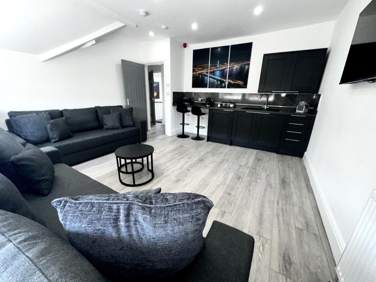 New Osborne Luxury Hottub And Jacuzzi Apartment *