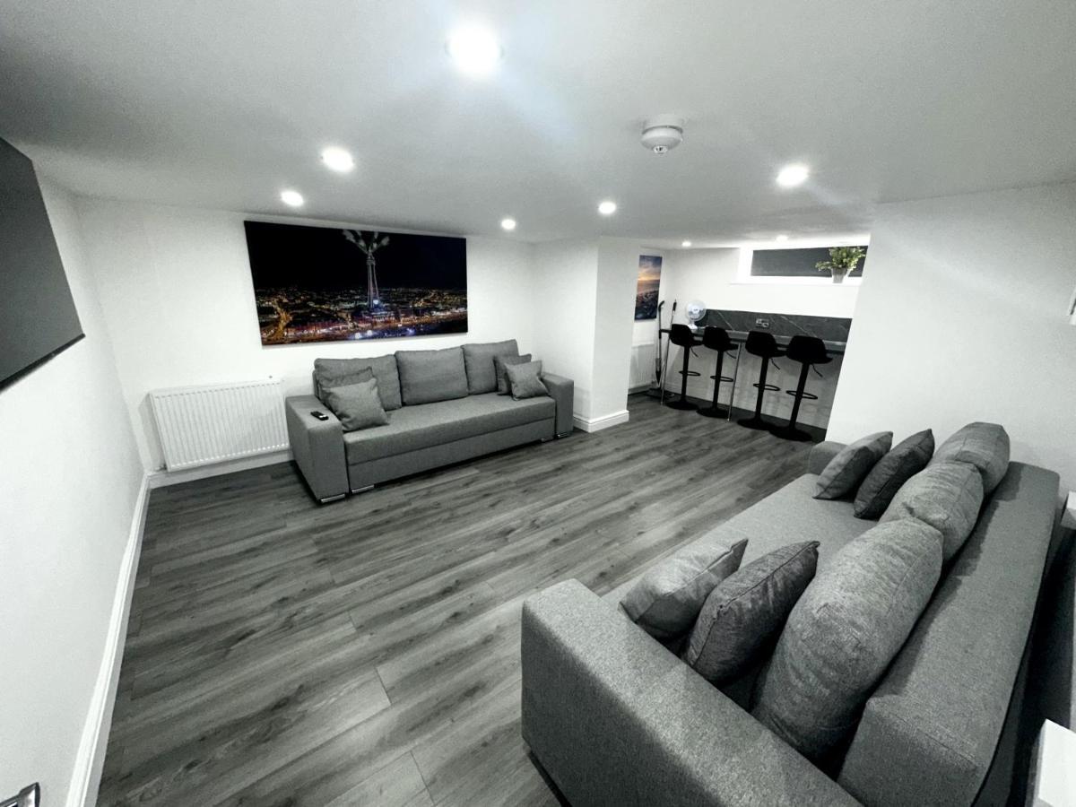 Apartment New Osborne Luxury Hottub And Jacuzzi *