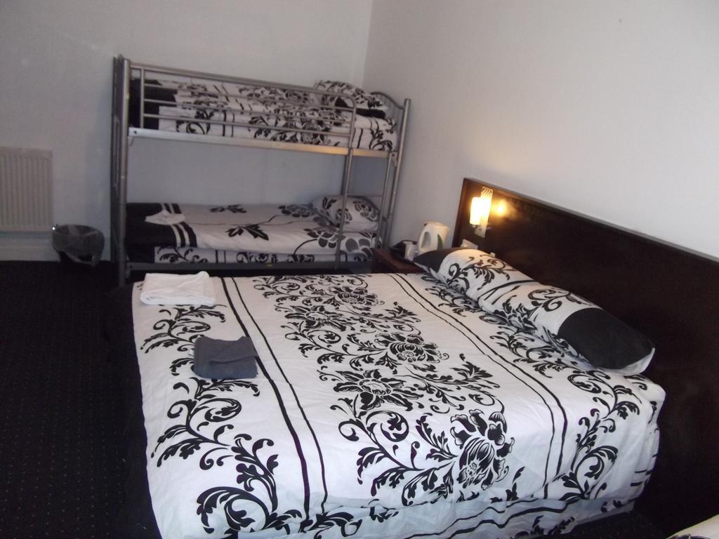 The Woodfield 3* Blackpool