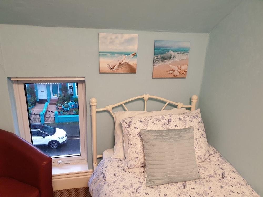New Bond Bed & Breakfast Blackpool