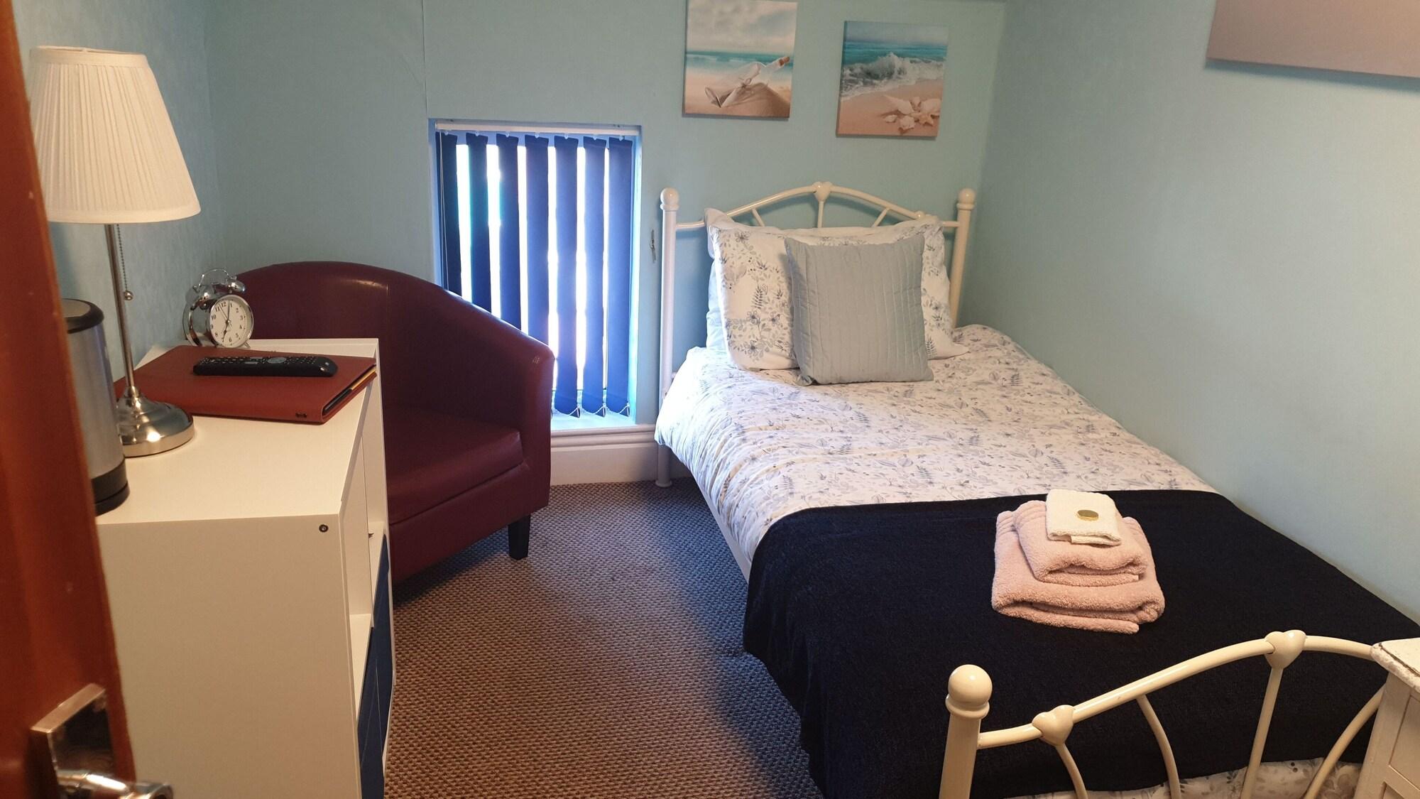 New Bond 3* Blackpool