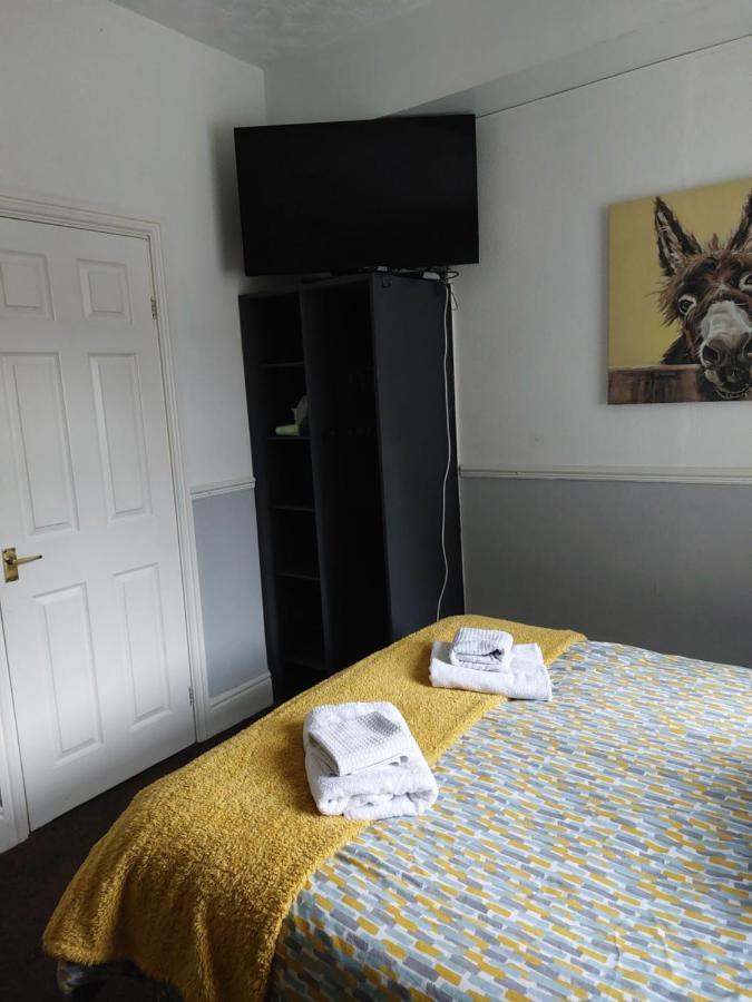 Lynbar Guest house Blackpool