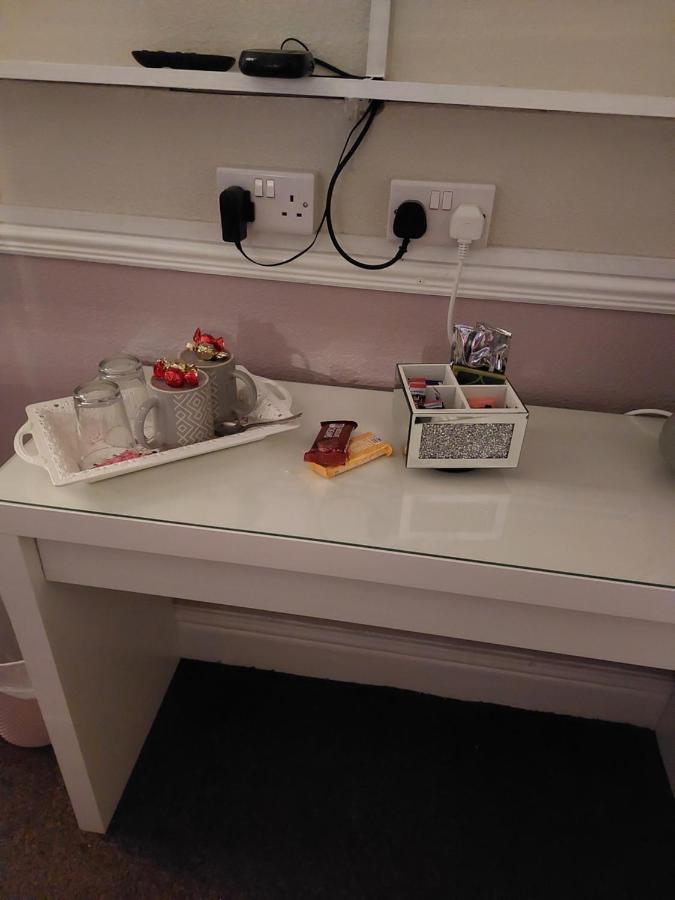 Lynbar Guest house *