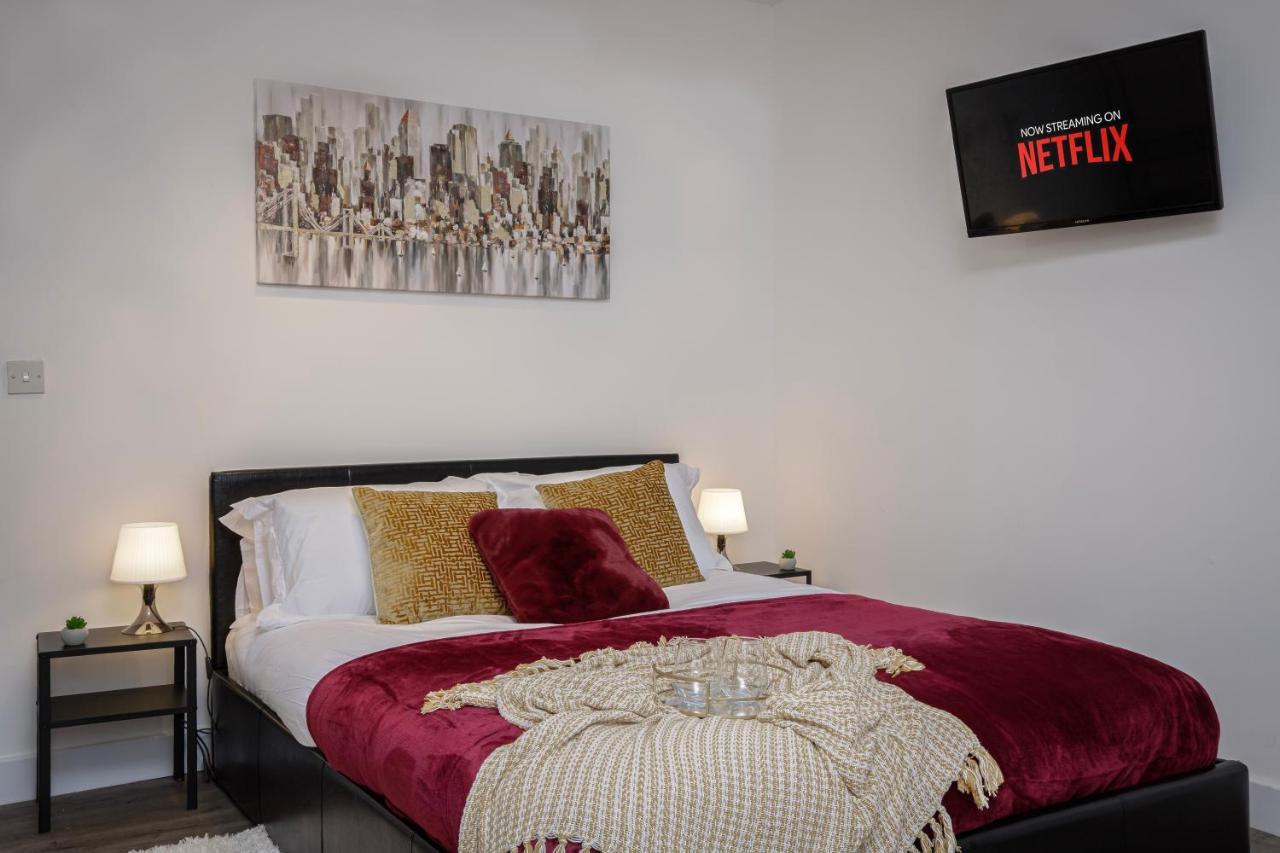 King Sized Luxury - Stylish Flat Apartment Blackpool