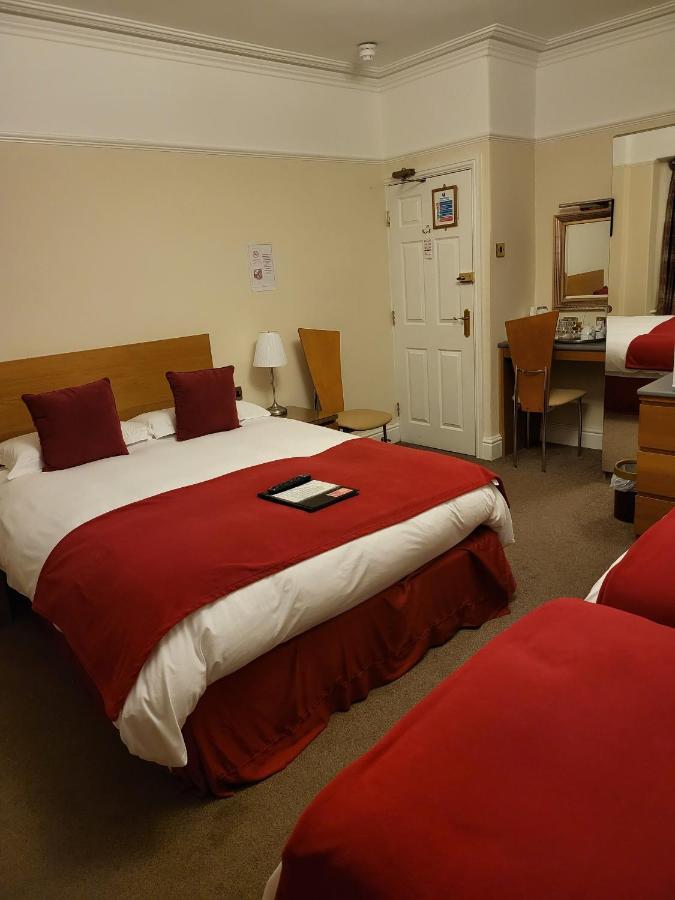 Rossdene House Guest house 4*