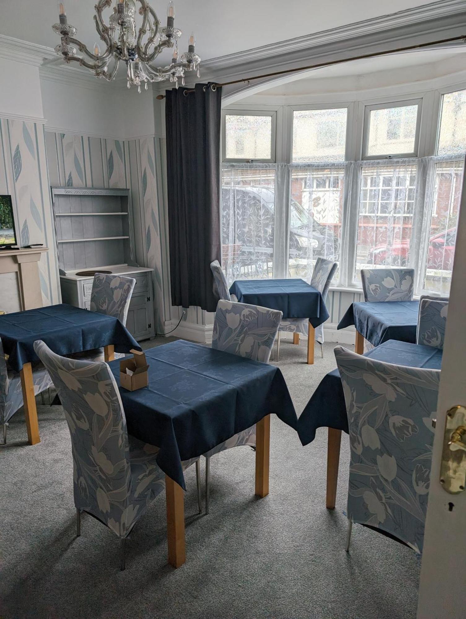 Rossdene House Guest house Blackpool