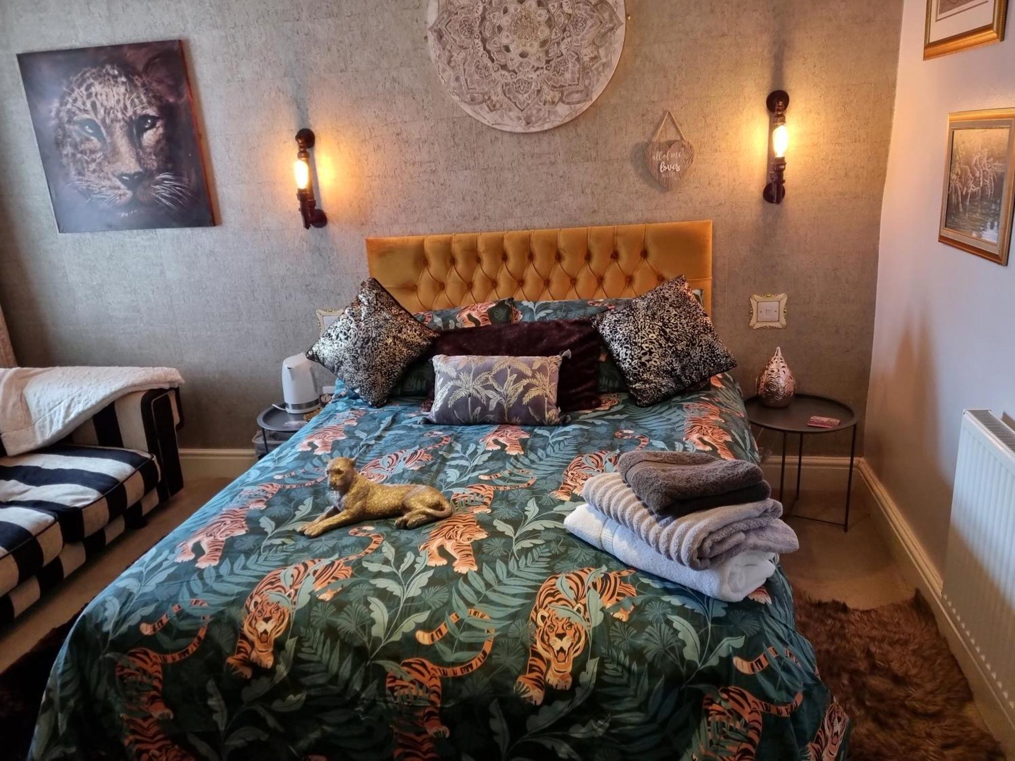 Tiffy's Place (adults Only) Guest house