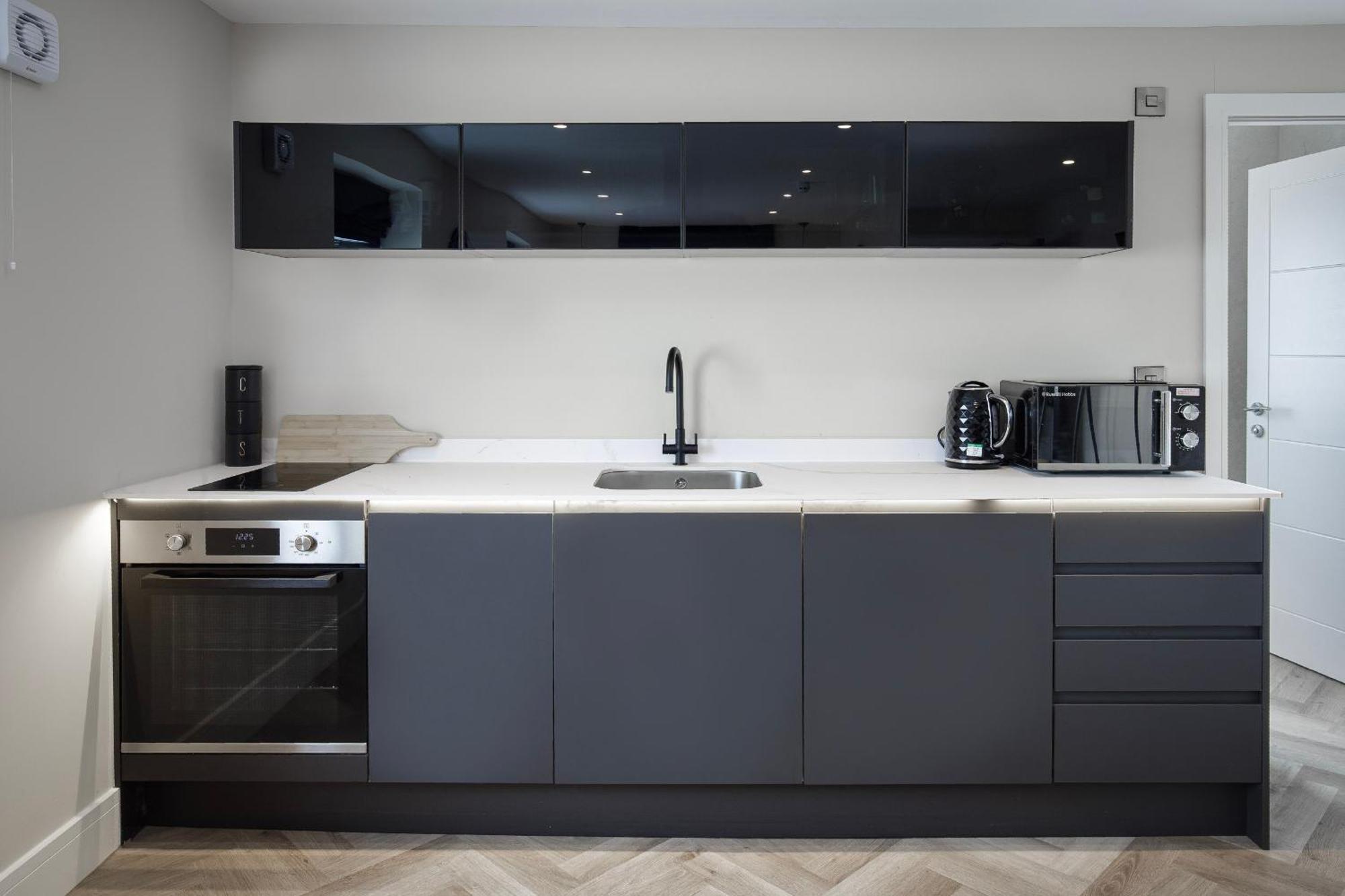 Apartment Five
