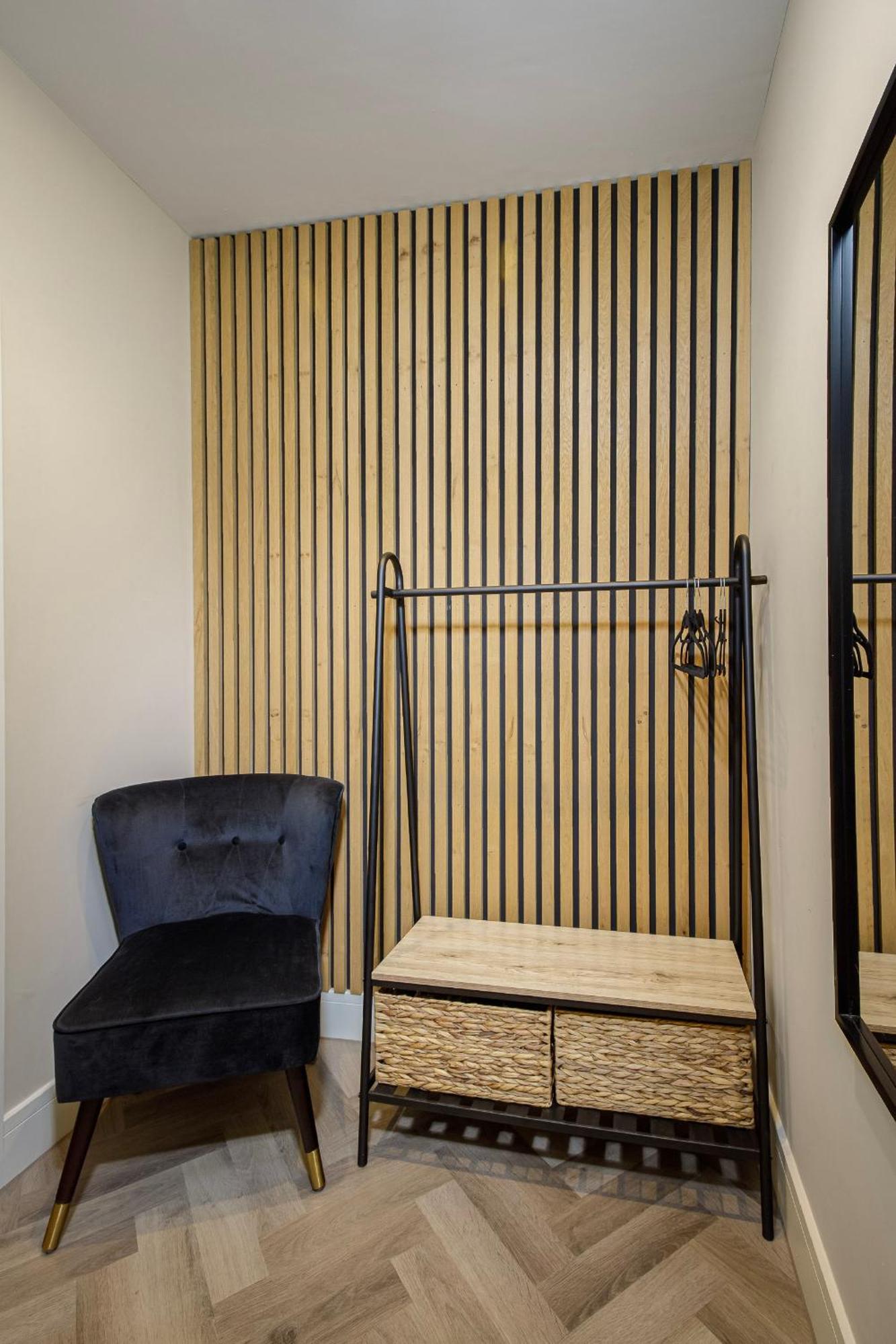 Apartment Five