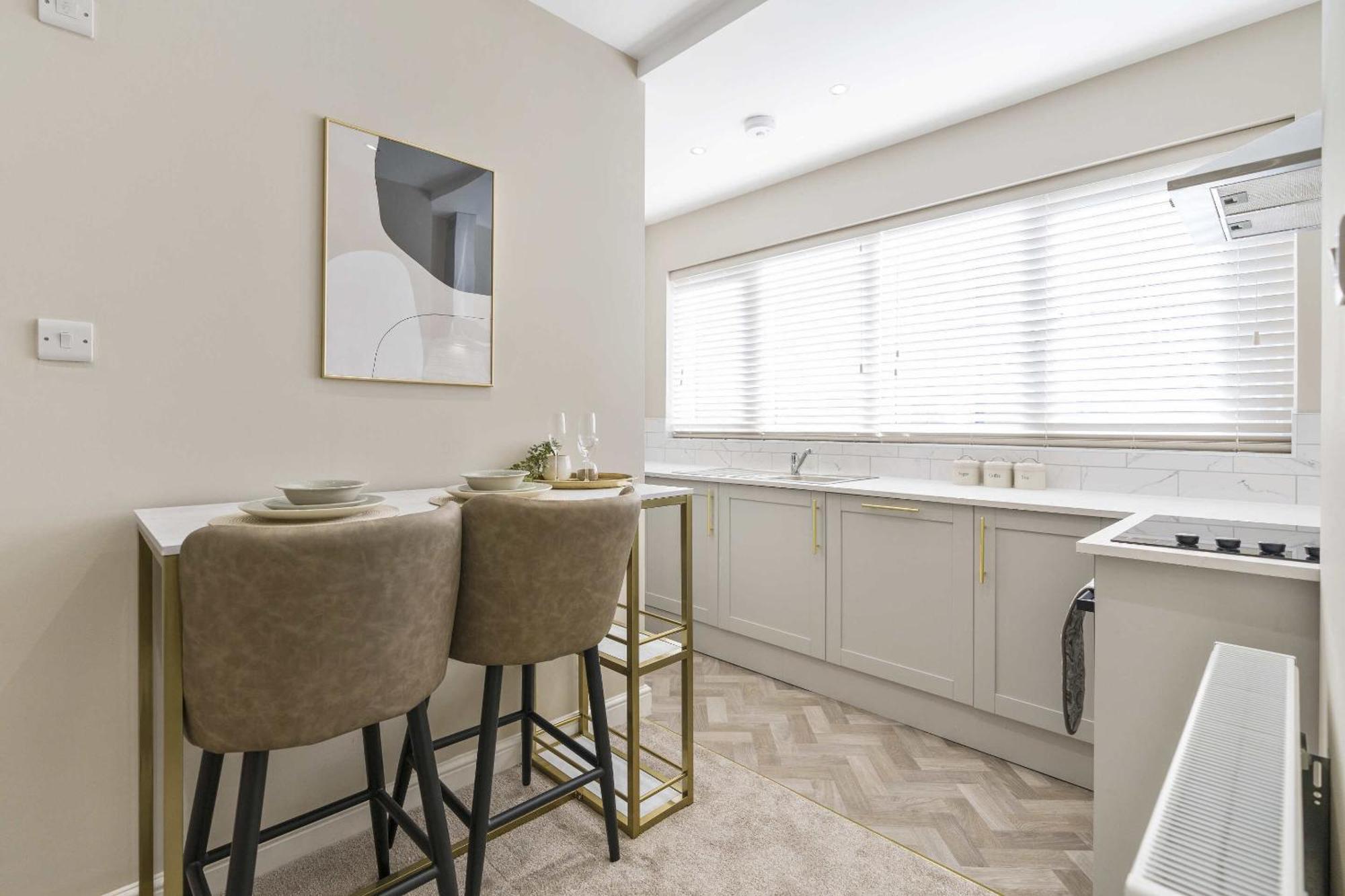 The Park Road By Stamp Sa Apartment