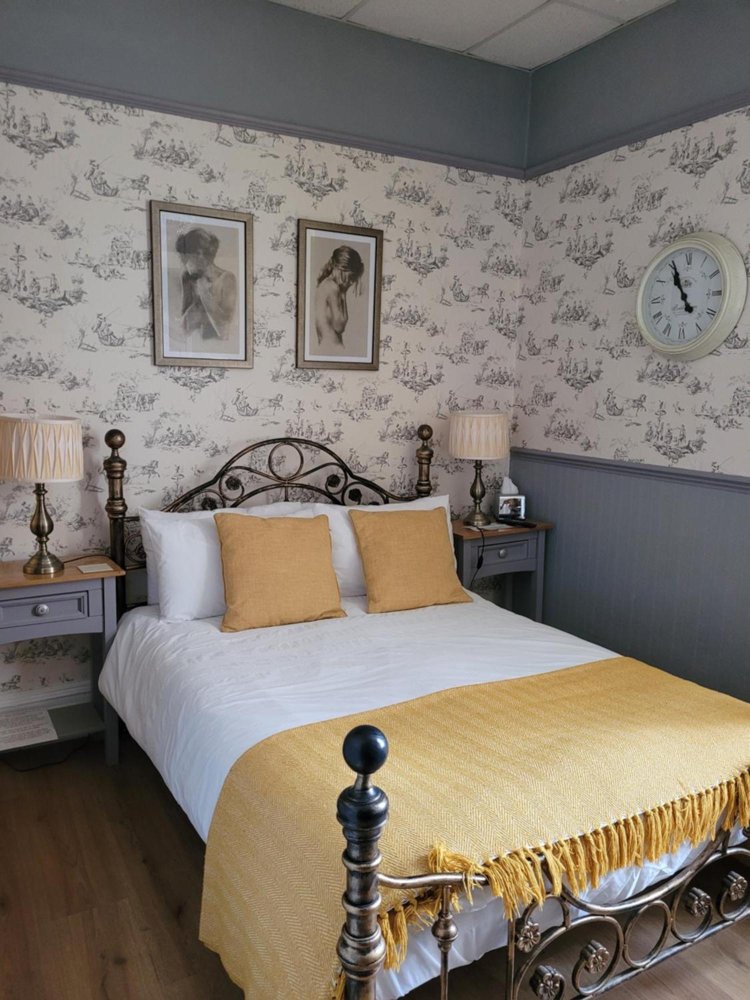 Guest house J's Mayfair 3*