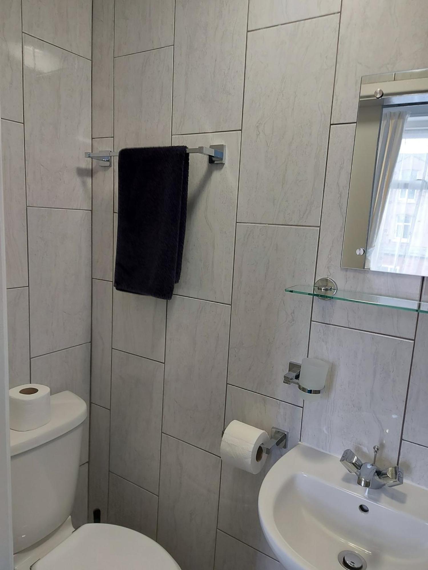 Holmeleigh Bed & Breakfast 3*