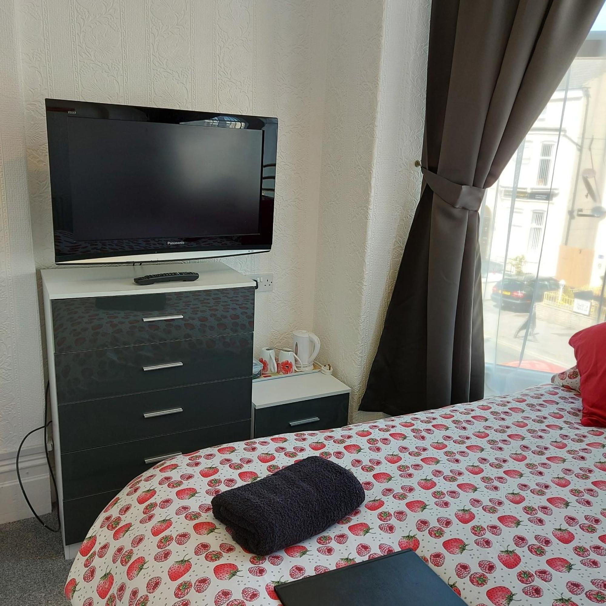 Holmeleigh Bed & Breakfast 3*