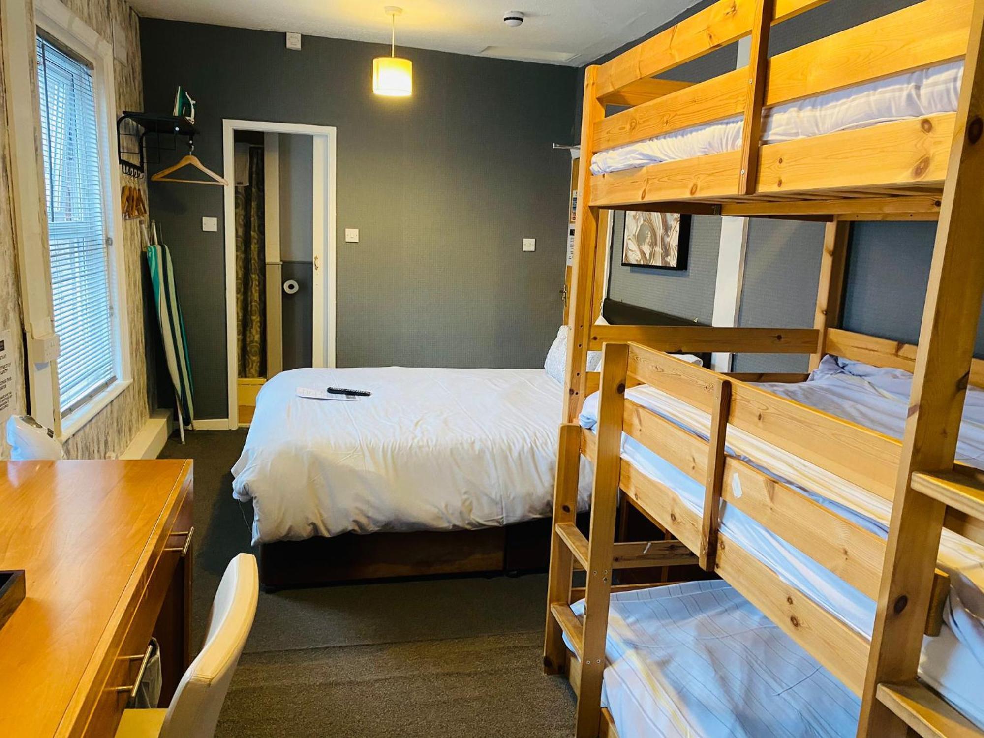 Hotel Bromptons