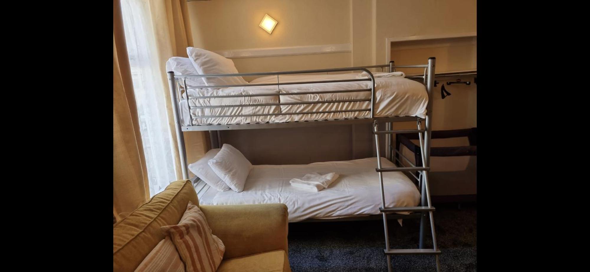 Funky Towers Hotel 3*