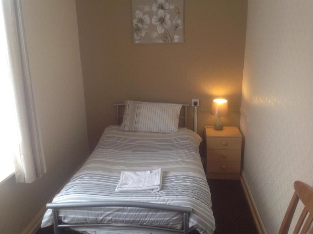 San Diego - Near Pleasure Guest house Blackpool