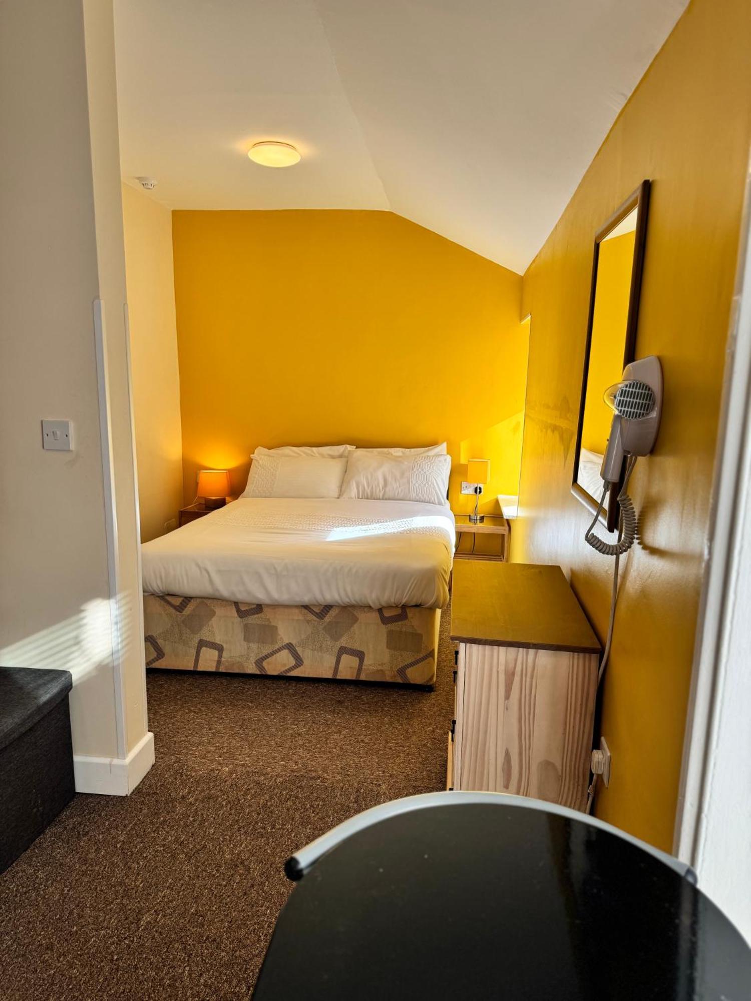Charlton Apartment Blackpool