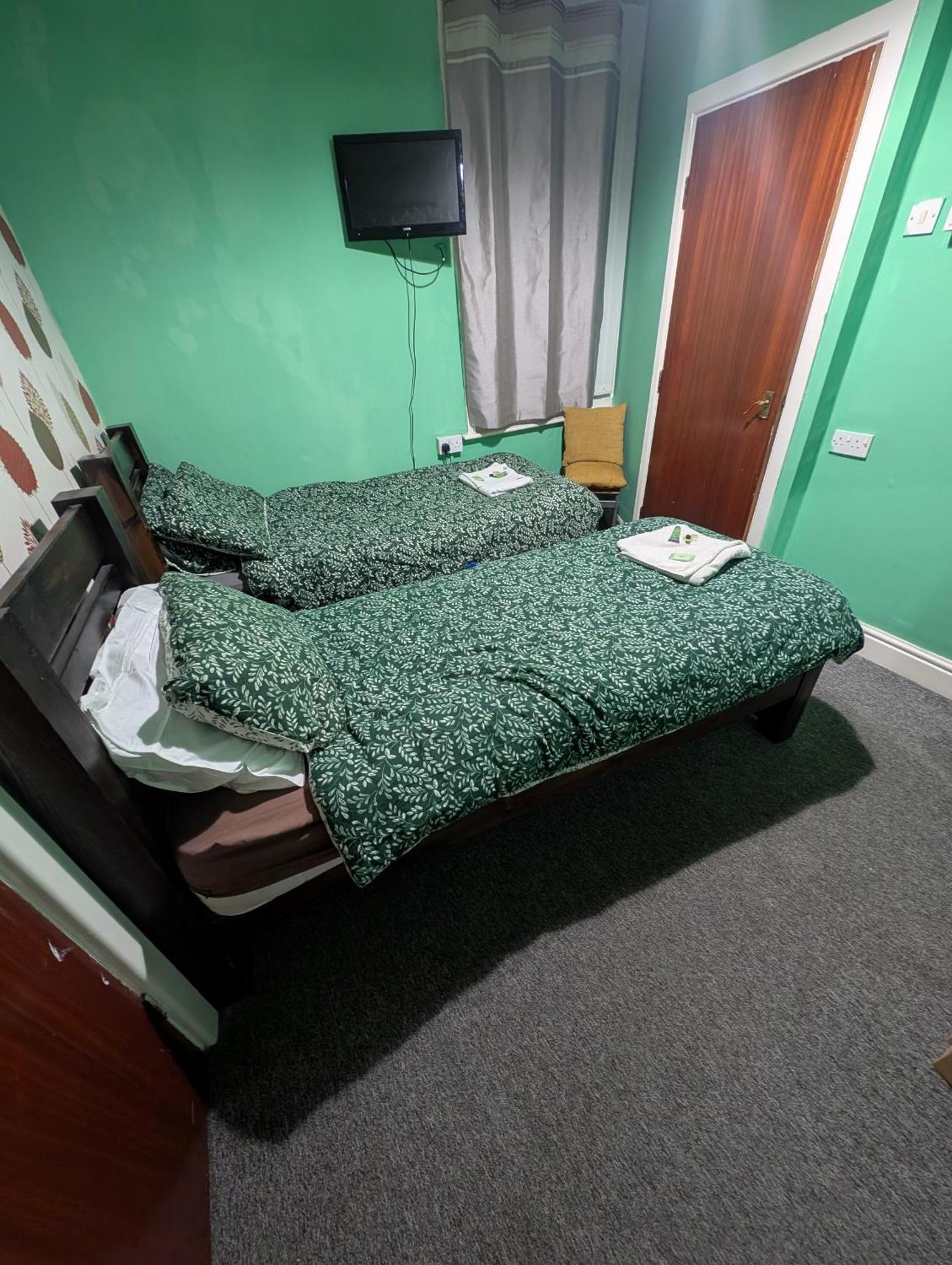 Hotel Palace - Pet Friendly - Everyone Welcome