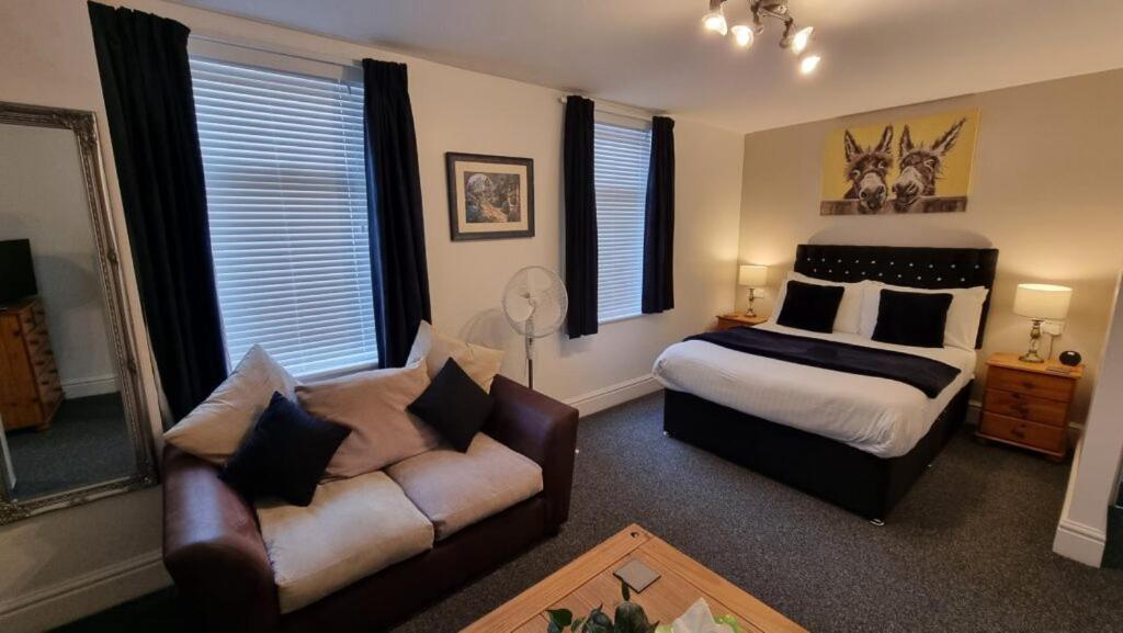 Q Guest house