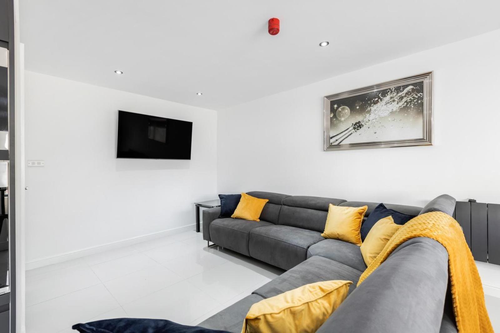 Winter Garden By Sasco Apartment *