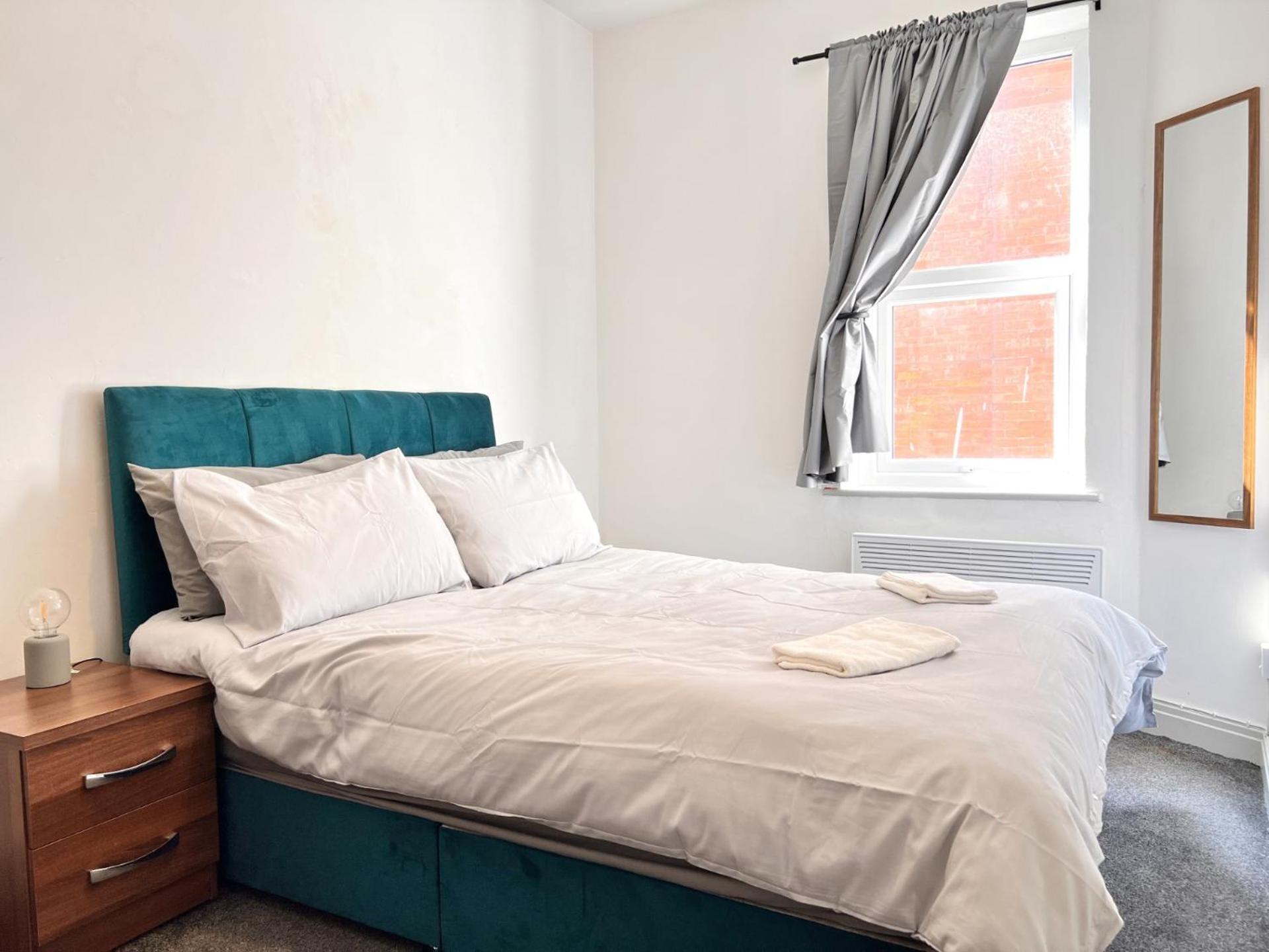 2 Bedroom Family Apartment With Free On-Site Parking Apartment Blackpool
