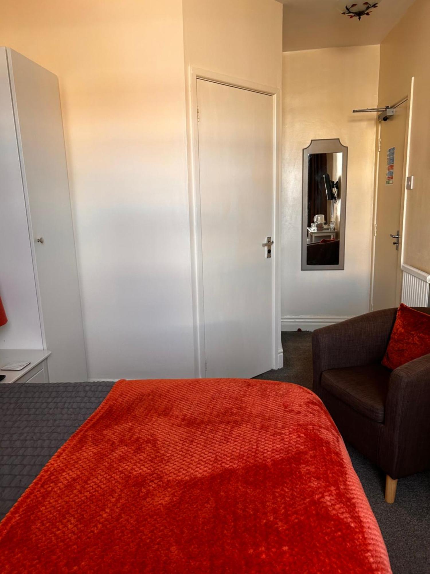 The Inglewood *adults Only* Hotel 4*