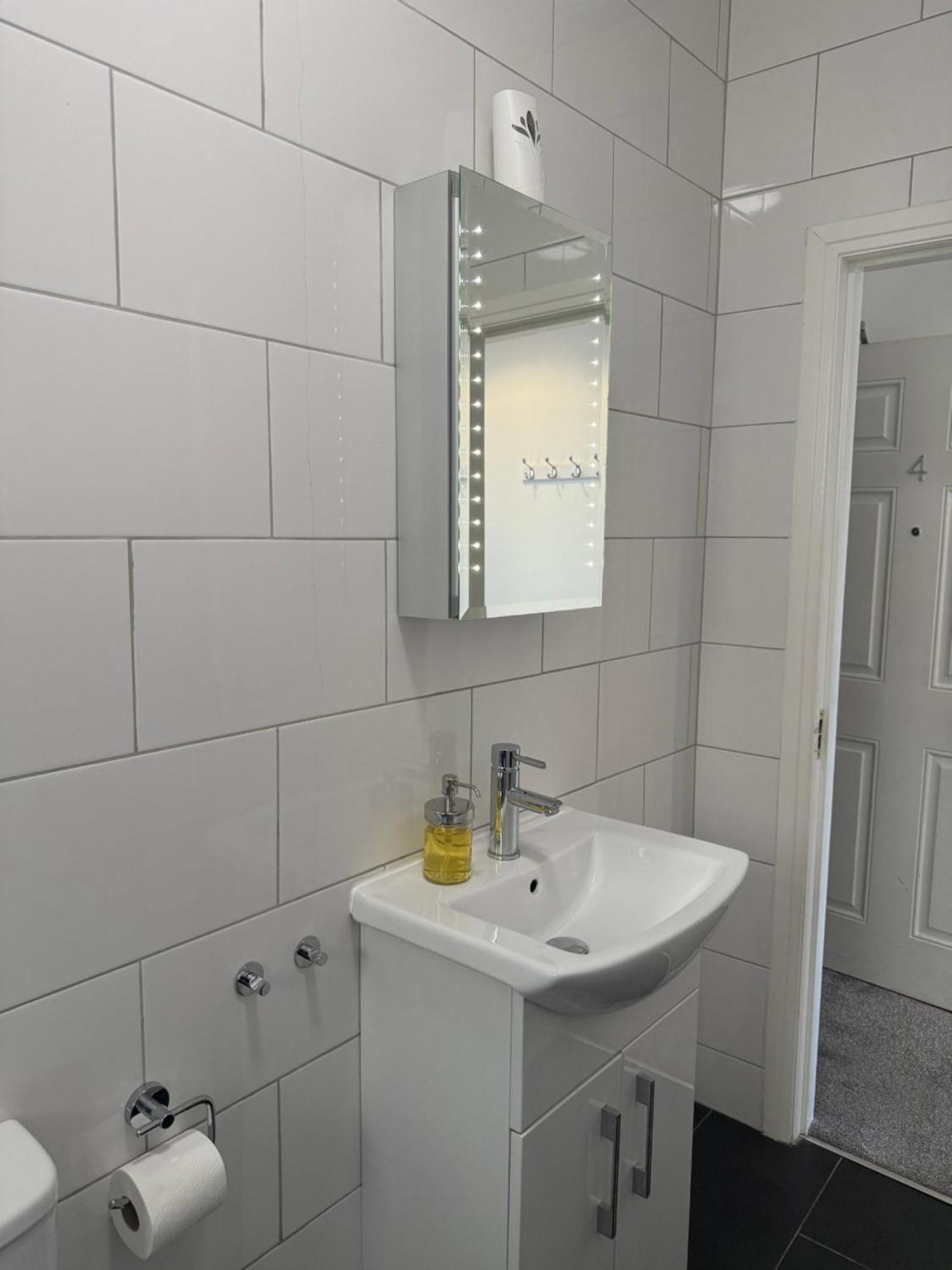 Granada Queen's Promenade Apartment Blackpool