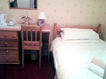 Oban House 3*