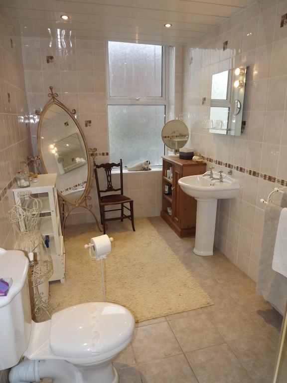 Barton House Guest house