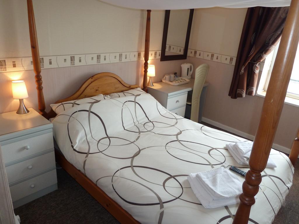 Funky Towers 3*