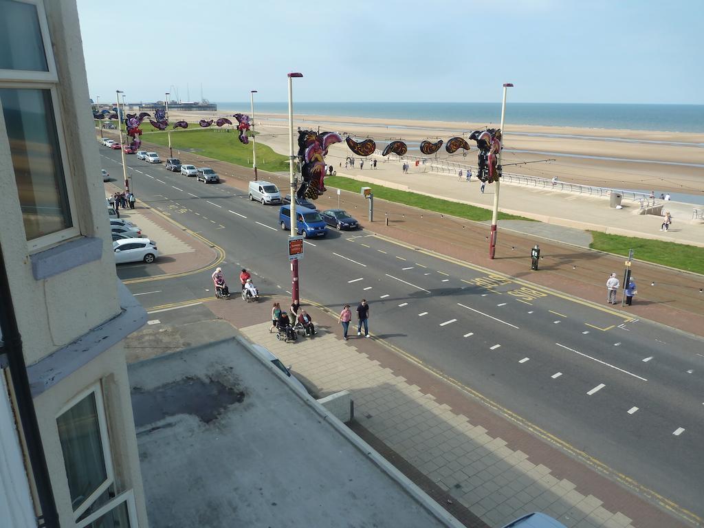 Hotel Funky Towers Blackpool