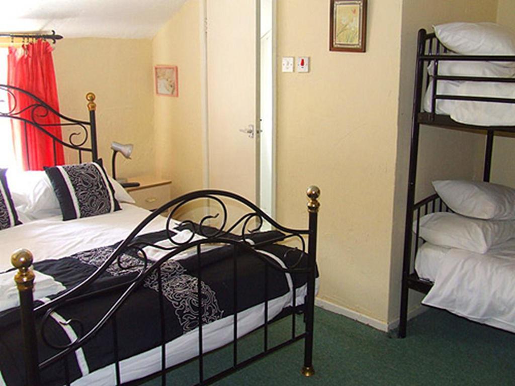 Hotel The Woodfield 3*
