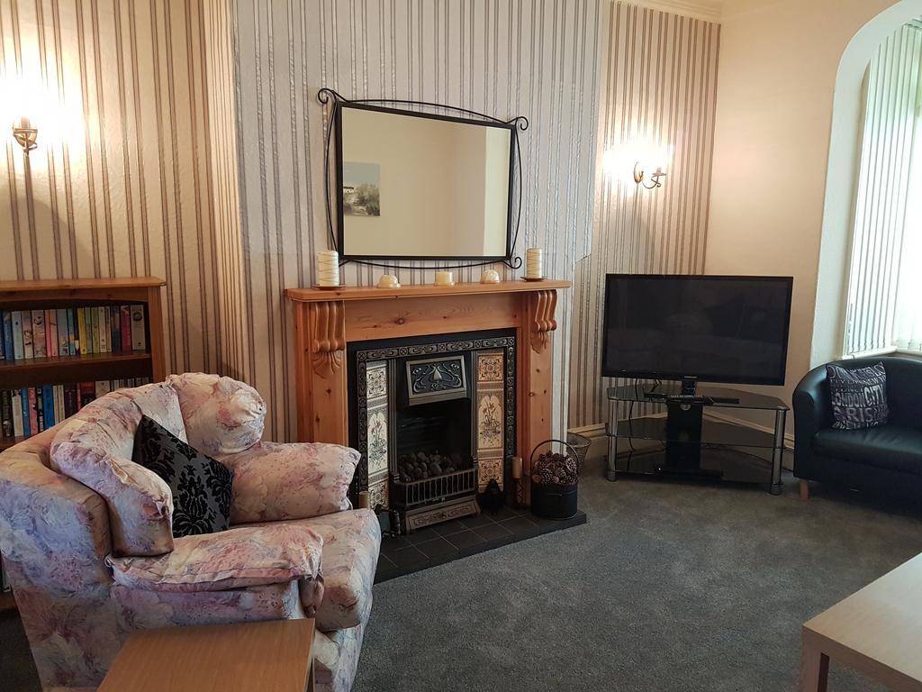 Bed & Breakfast Kings Court Families & Couples