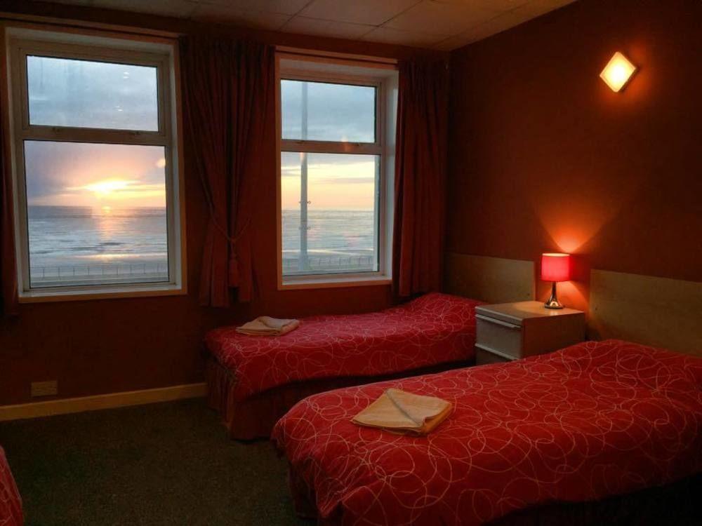 Hotel Funky Towers 3*