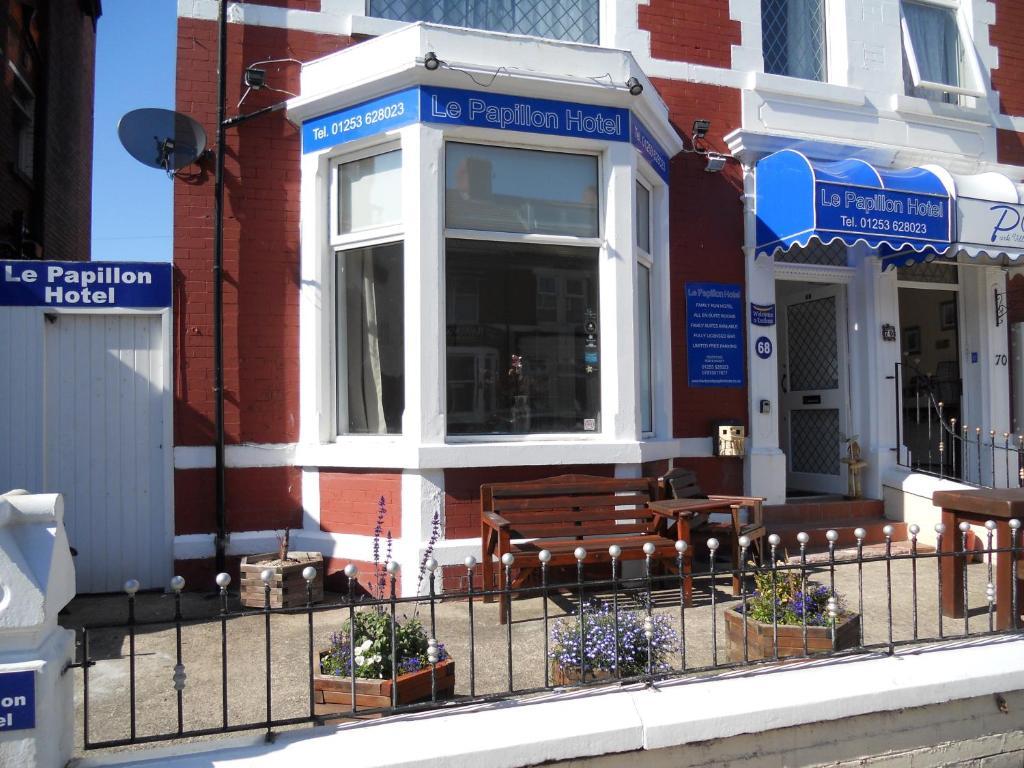 Le Papillon Guest house Blackpool